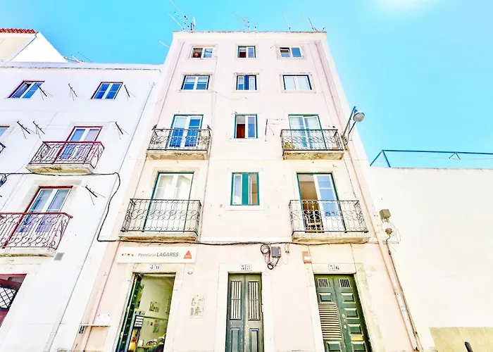 Apartment Charming 1 Bedroom In Mouraria Heart Of Historic